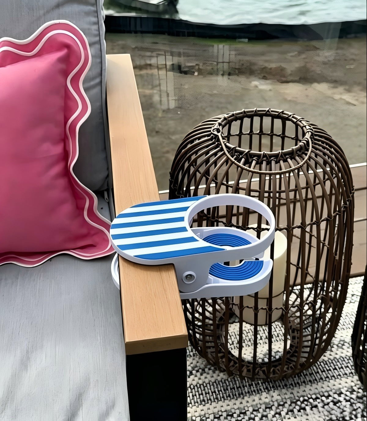 # Clip-On Drink Holder