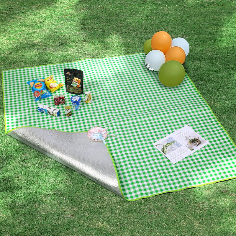 # Thickened Aluminum Film Outdoor Waterproof and Moisture-proof Picnic Mat