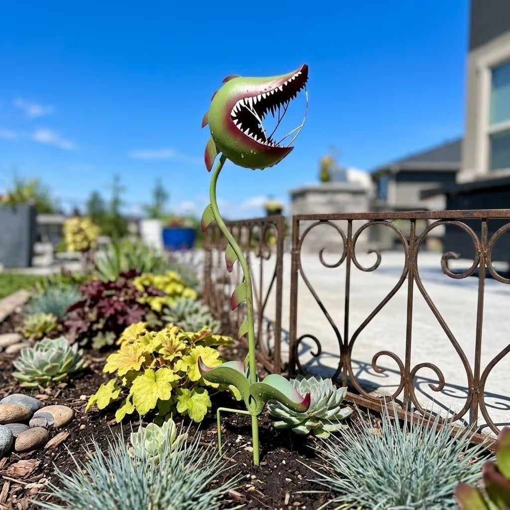 # Wrought Iron Painted Carnivorous Flower Ground Insert