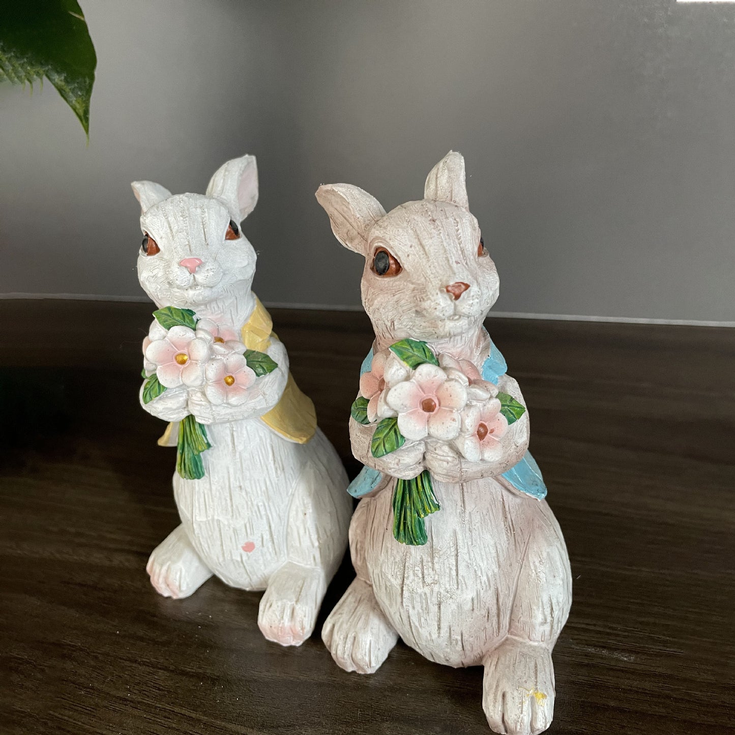 Easter Bunny Resin Decorative Ornament