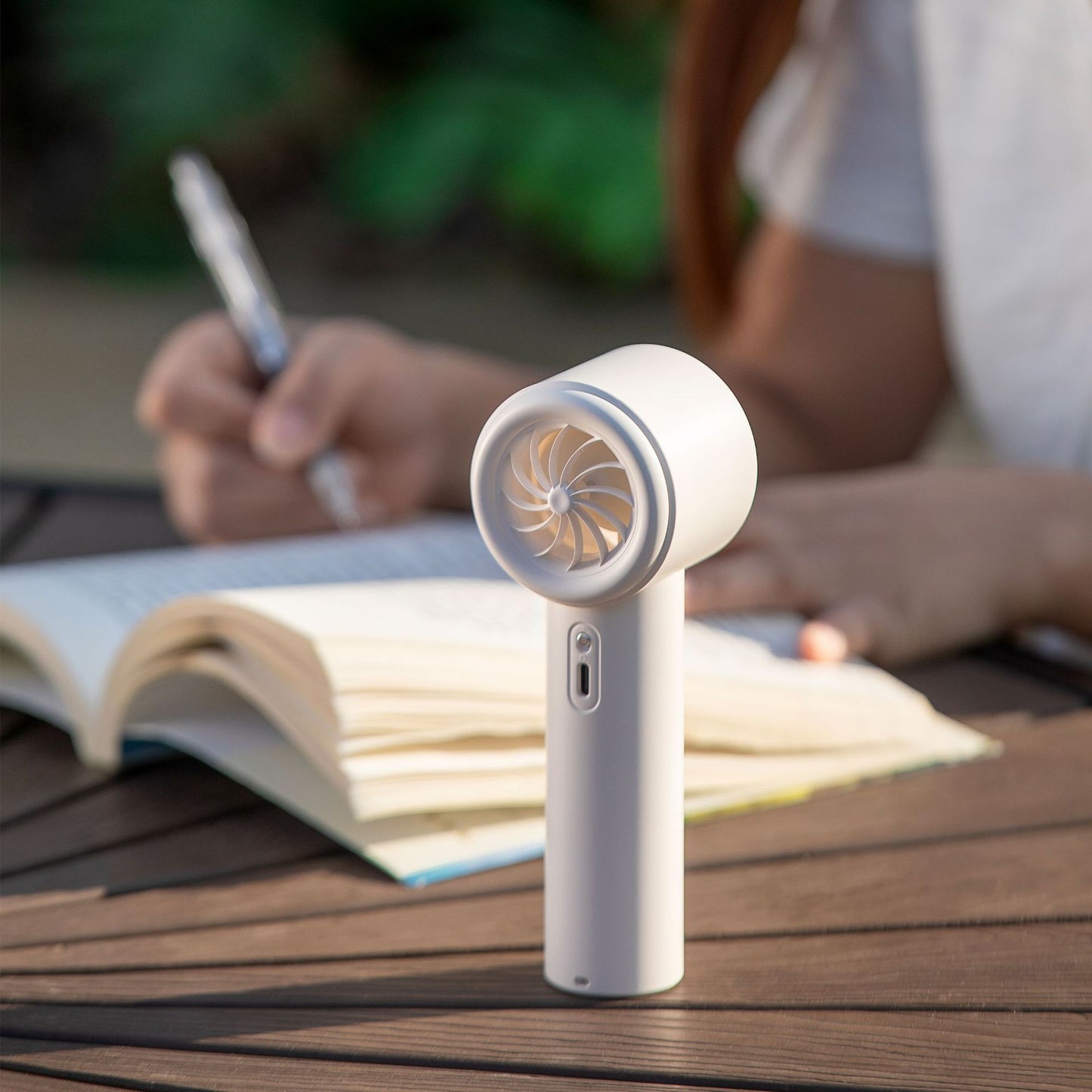 # WX-638 Handheld High-Speed Fan