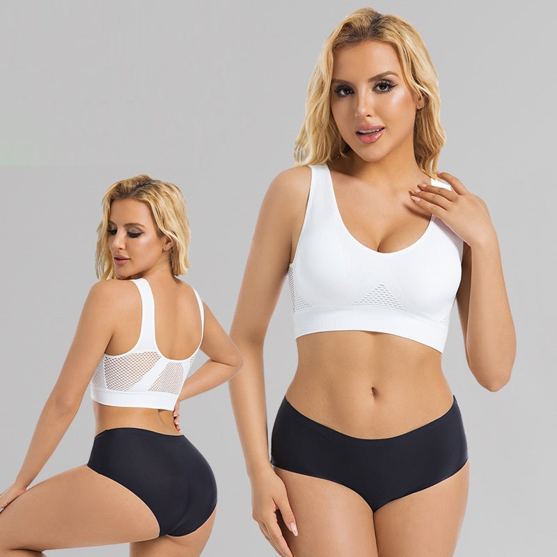 Mesh-lined Breathable Sports Bra
