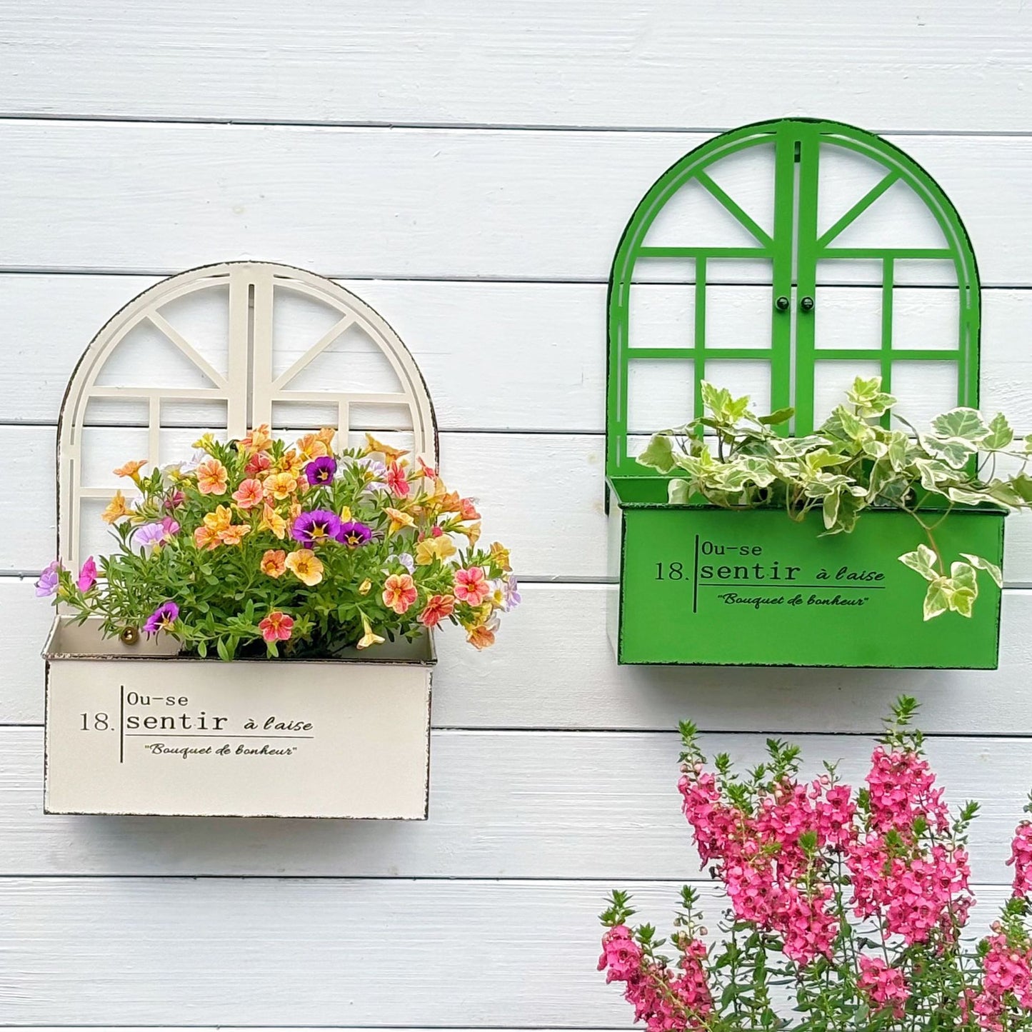 # Retro Iron Wall-Mounted Flower Pot