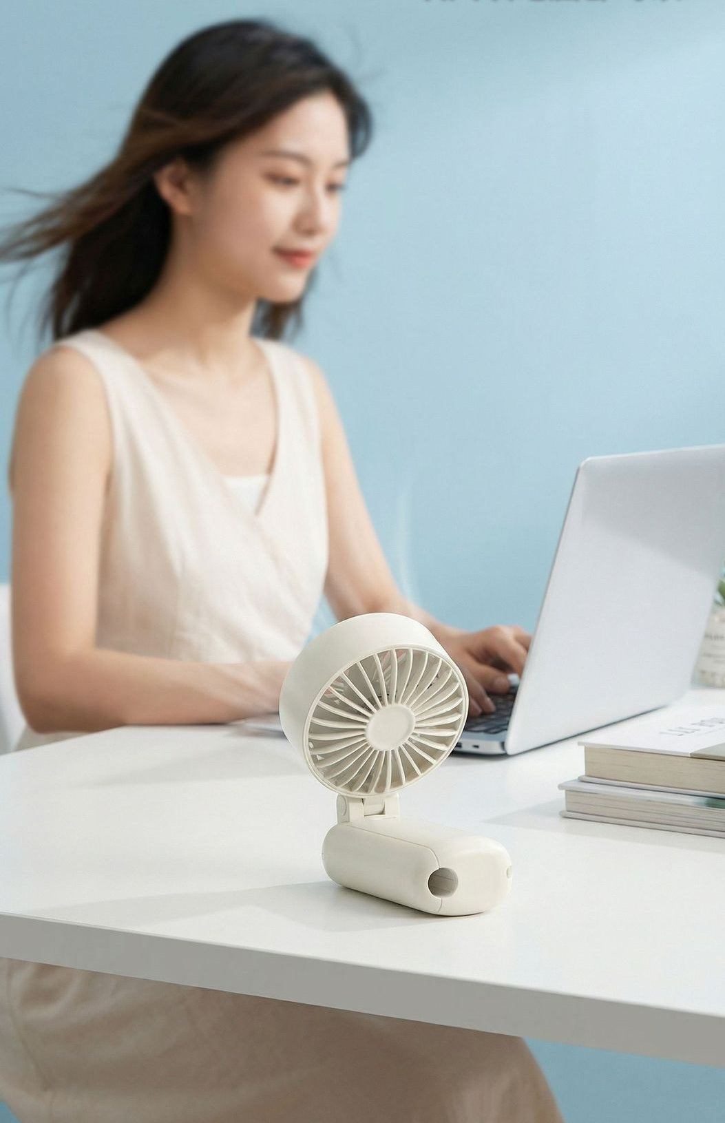 # Multifunctional Folding Handheld Fan