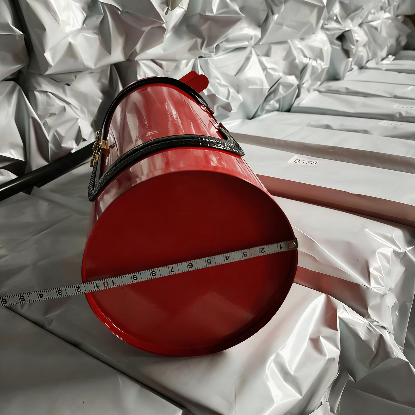 Personalized Fire Extinguisher-Shaped Mini Bar Ornament