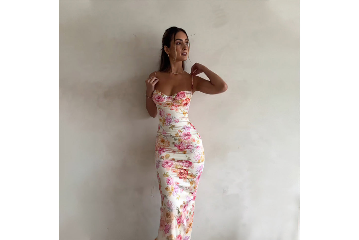 Fashionable Printed Fitted Backless Slip Dress
