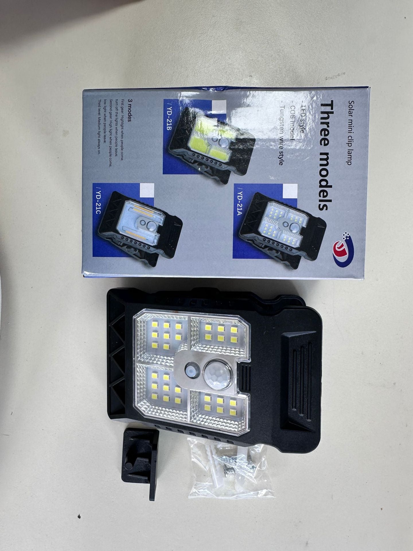 Mini Solar Clip-on Garden Light