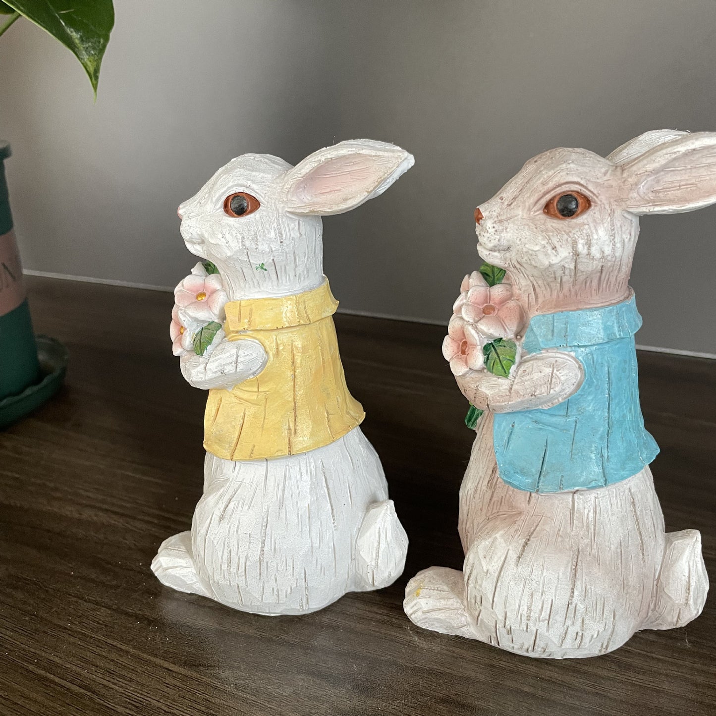 Easter Bunny Resin Decorative Ornament