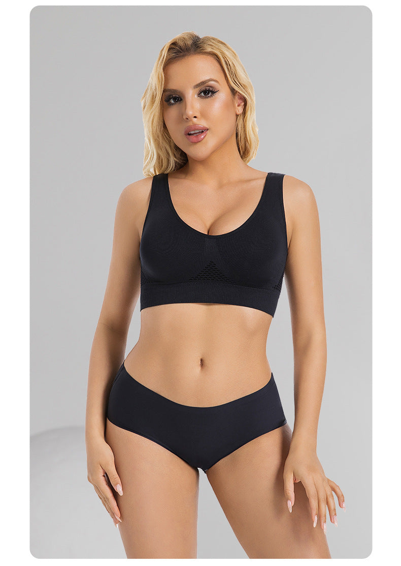 Mesh-lined Breathable Sports Bra