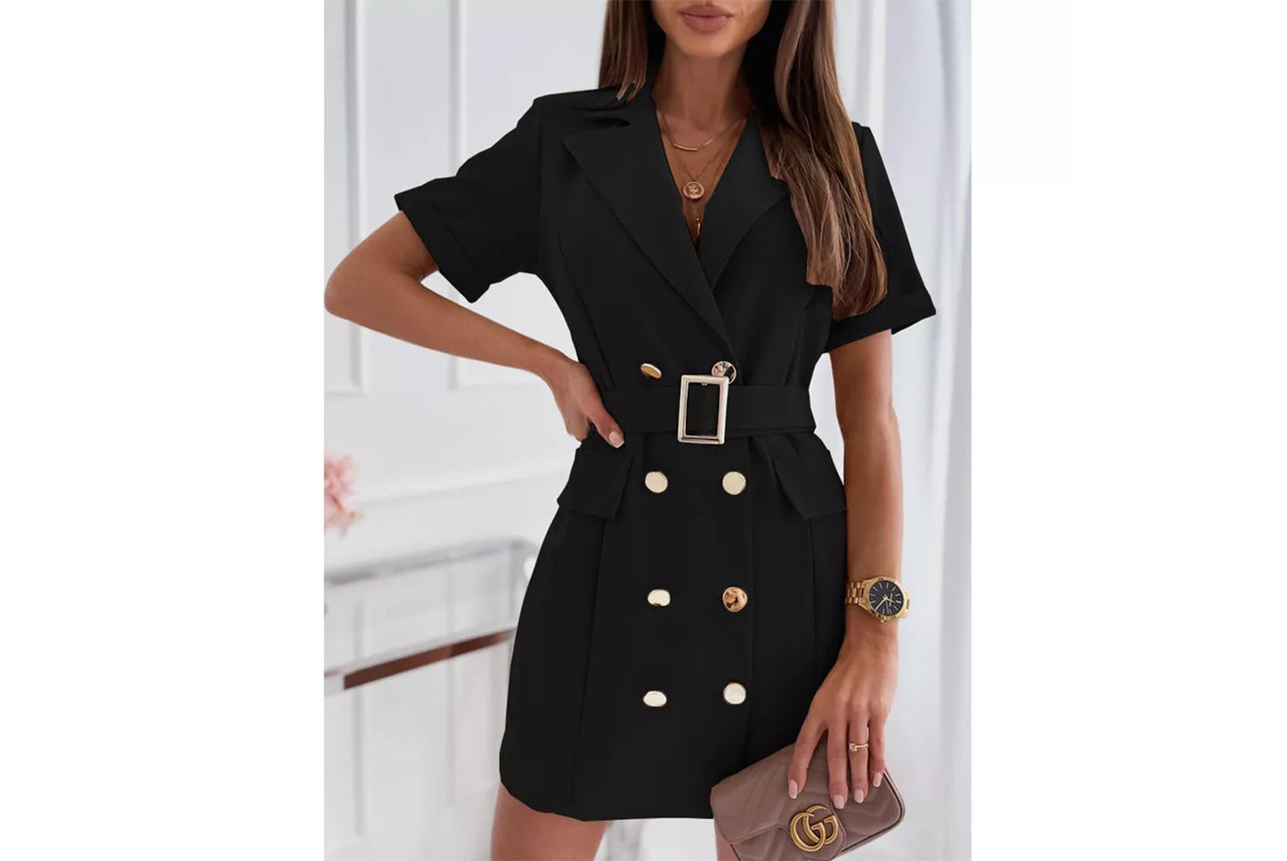 **Double-Breasted Dress with Short Sleeves and a Tailor Collar for a Fitted Waist**