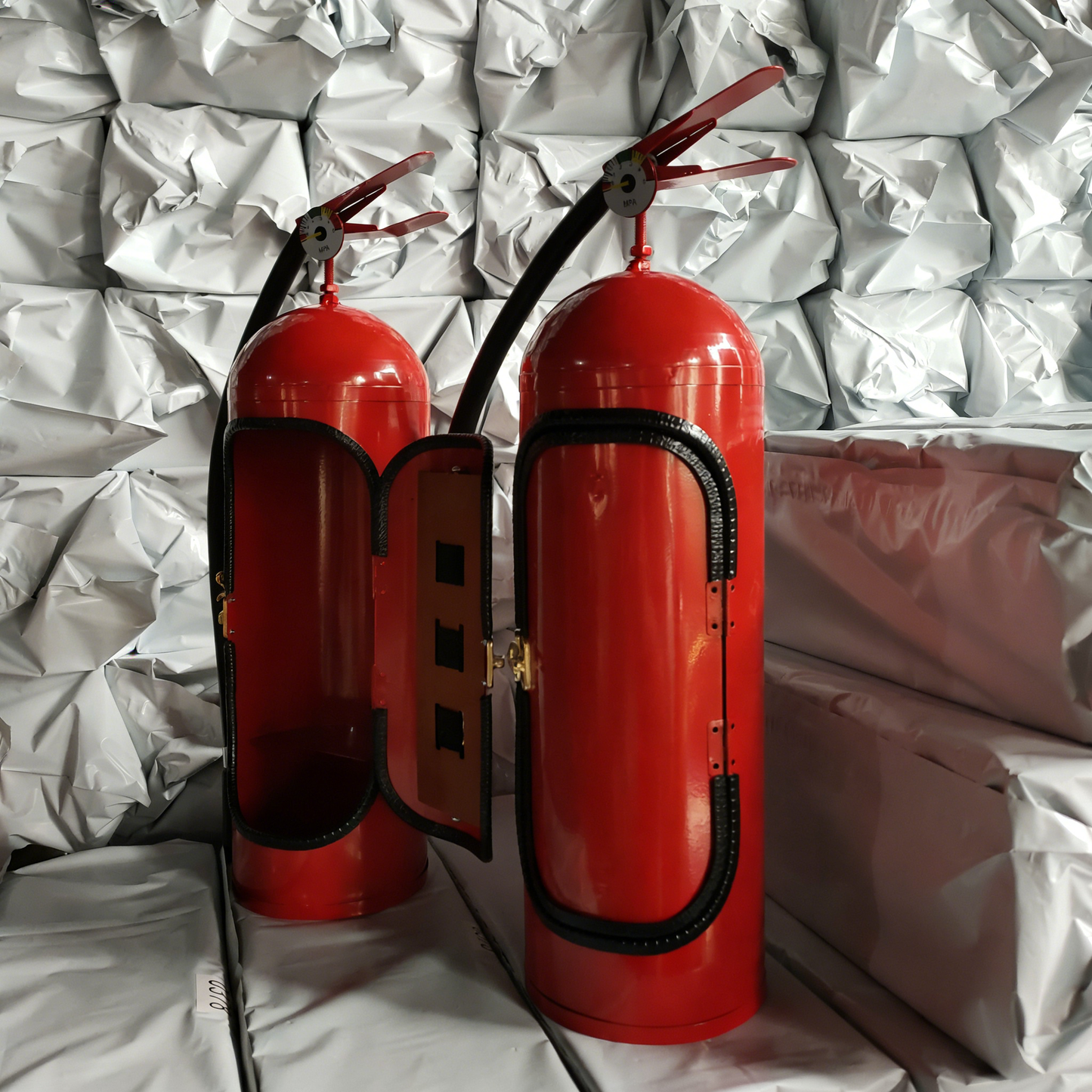 Personalized Fire Extinguisher-Shaped Mini Bar Ornament