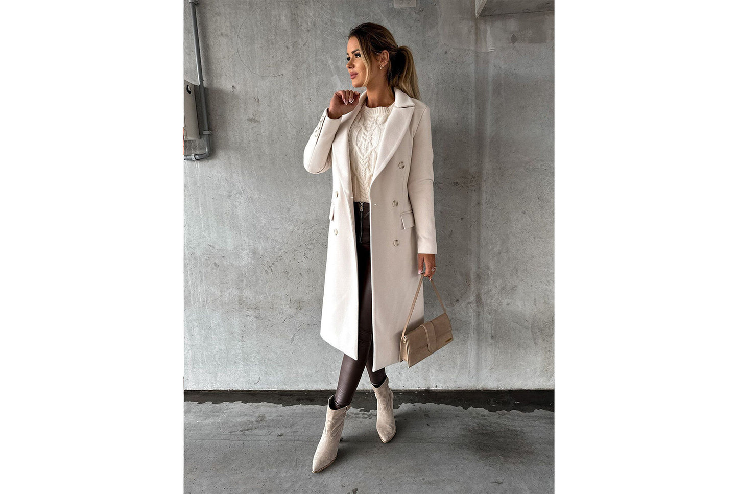 Simple Long-Sleeved Double-Breasted Woolen Jacket