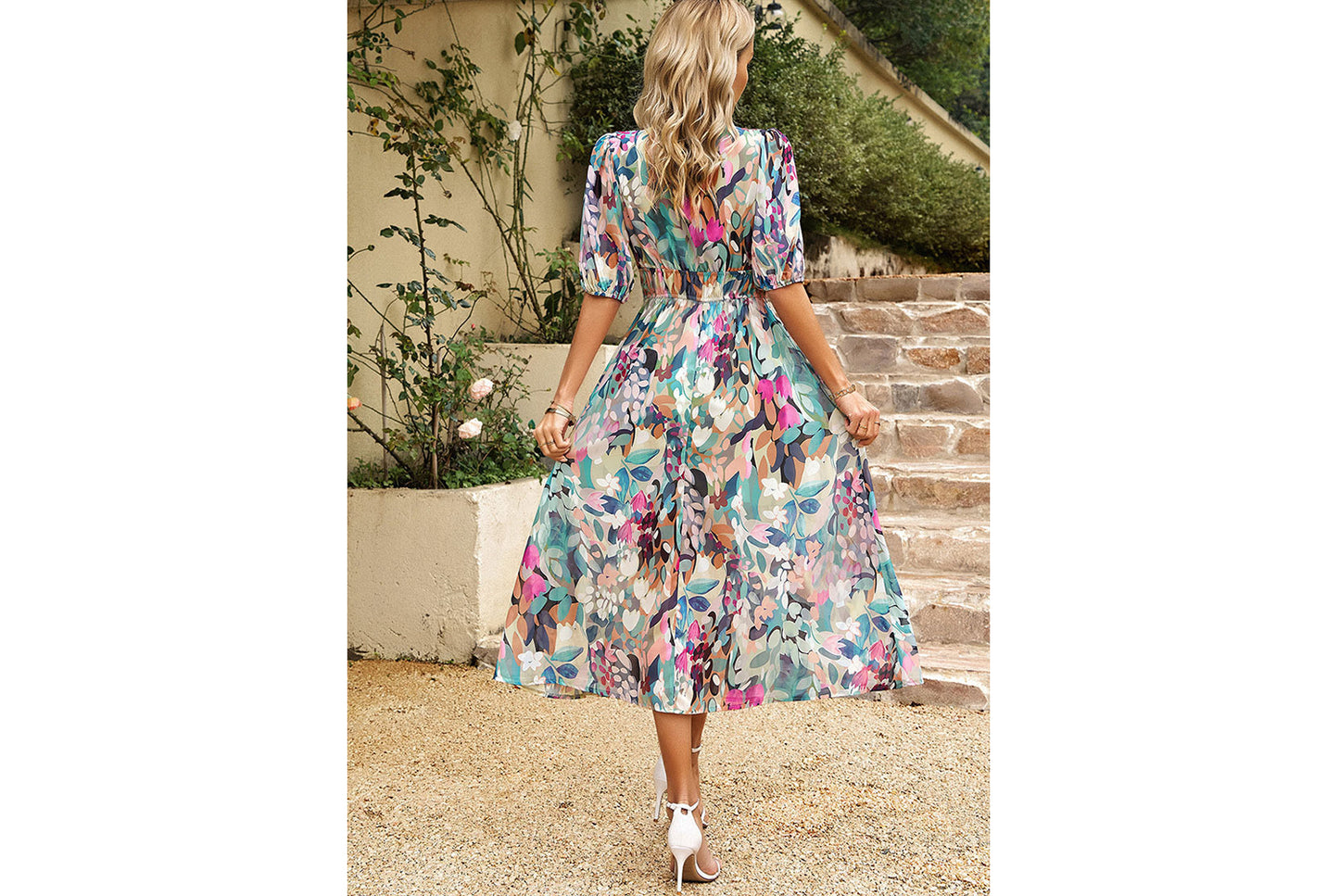 **Elegant Chiffon Printed Dress with a Waist Fit and V-Neck**