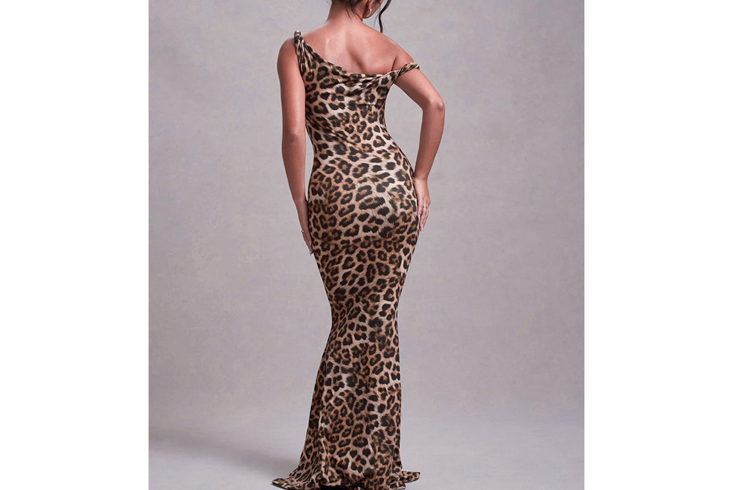 **Sexy Leopard Print Halter Backless Dress**