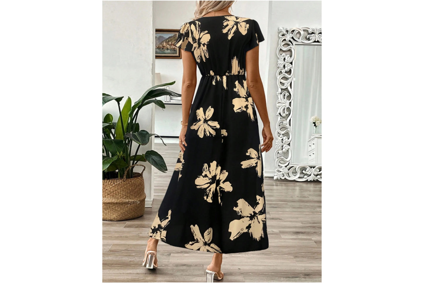 **Fashionable Printed V-Neck Ruffle Dress**