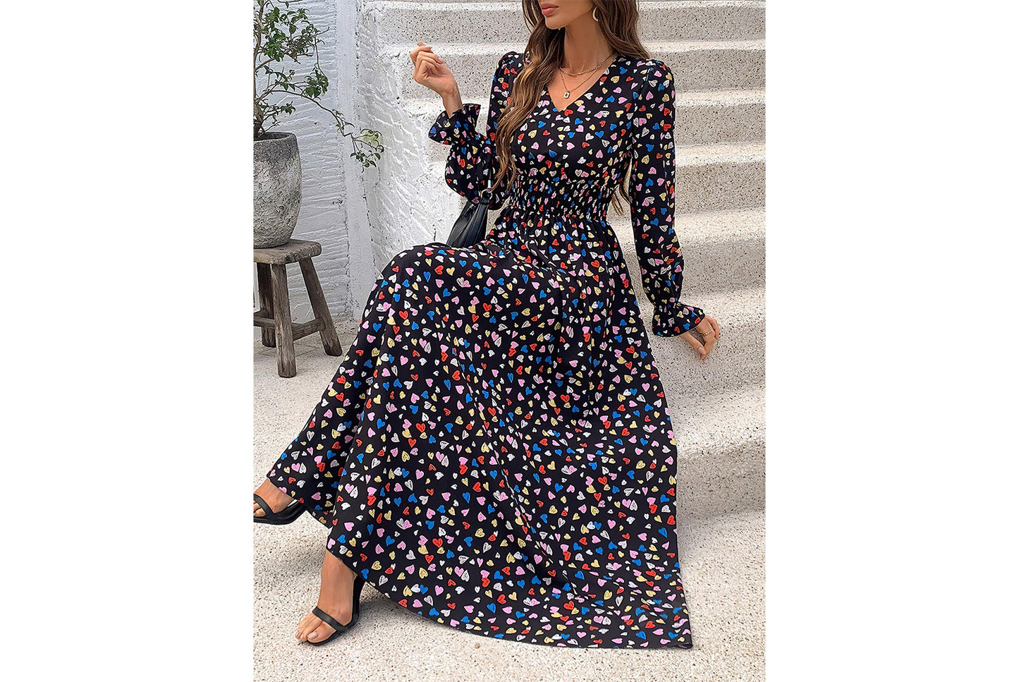 **Printed Maxi V-Neck Long-Sleeved Swing Dress**