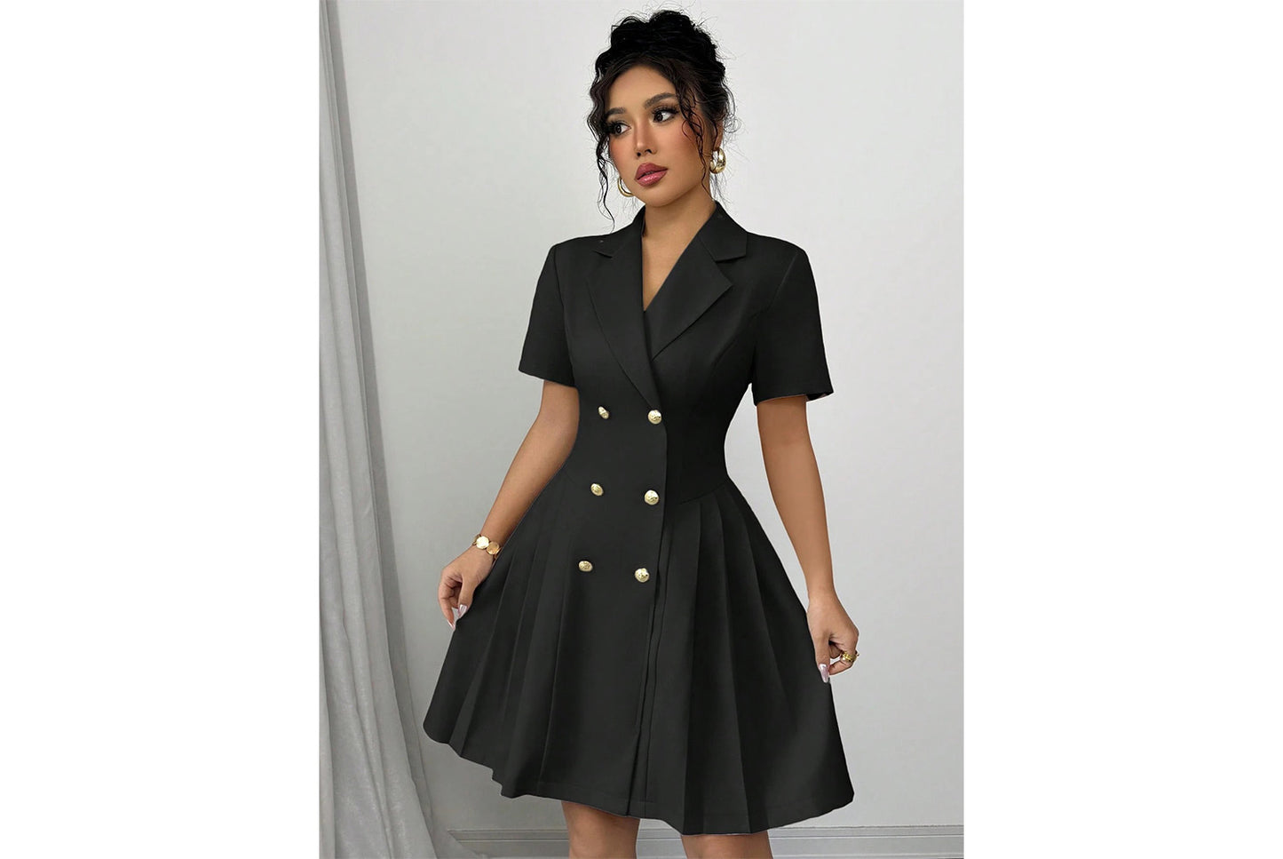 **Stylish Solid Color Short-Sleeved Double-Breasted Dress**