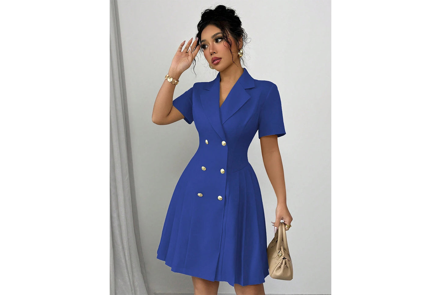 **Stylish Solid Color Short-Sleeved Double-Breasted Dress**