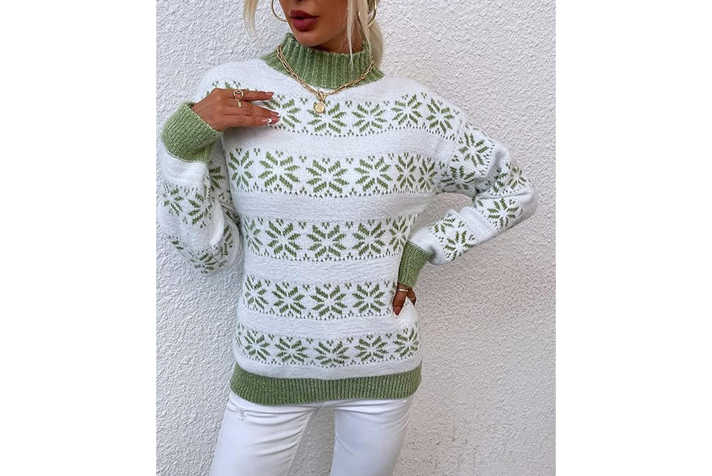 **Snowflake Pattern Half-Turtleneck Sweater Top**