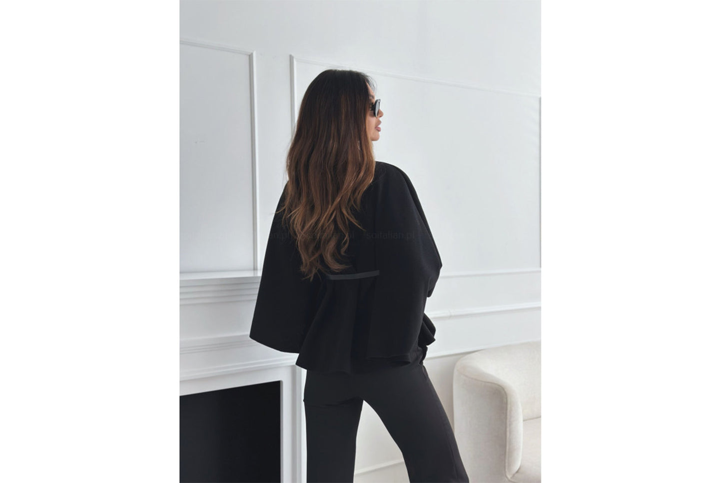 **Solid Color Woolen Cape Jacket with Waist Tie**