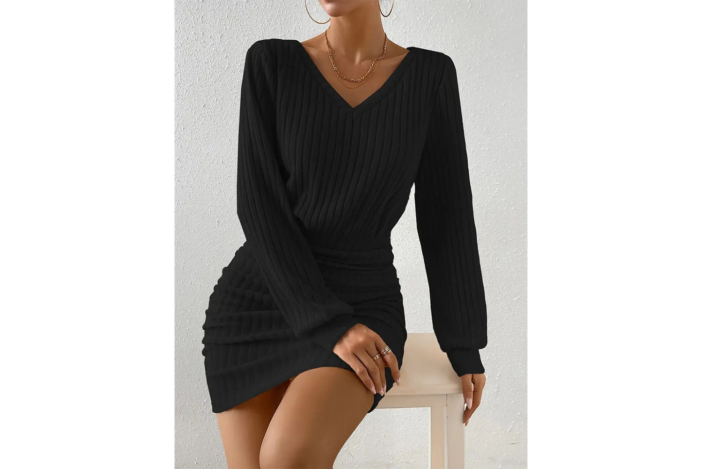 **Long-Sleeved, Waist-Lifting, Hip-Wrap Dress**