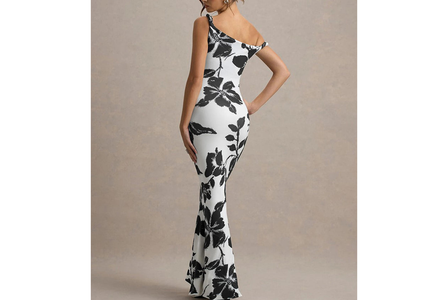 **Sexy Leopard Print Halter Backless Dress**