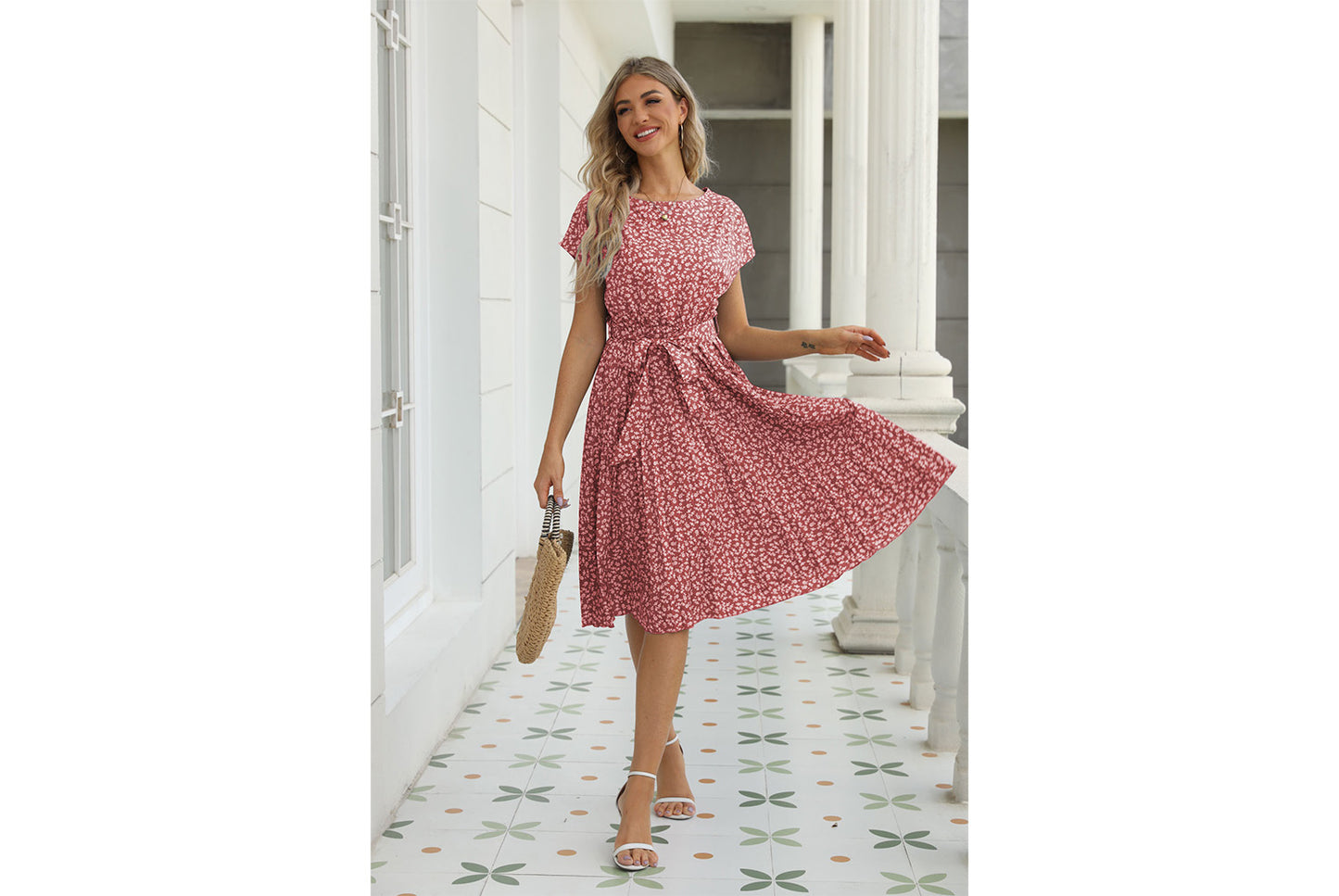 **Short-Sleeve Floral Tie-Drawstring Pleated Dress**