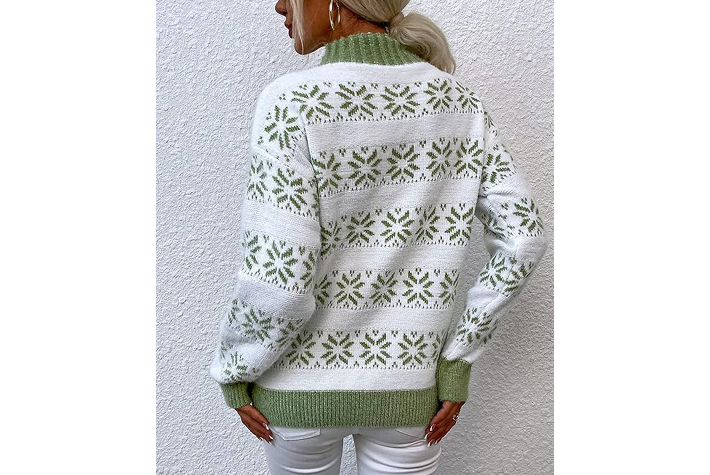 **Snowflake Pattern Half-Turtleneck Sweater Top**
