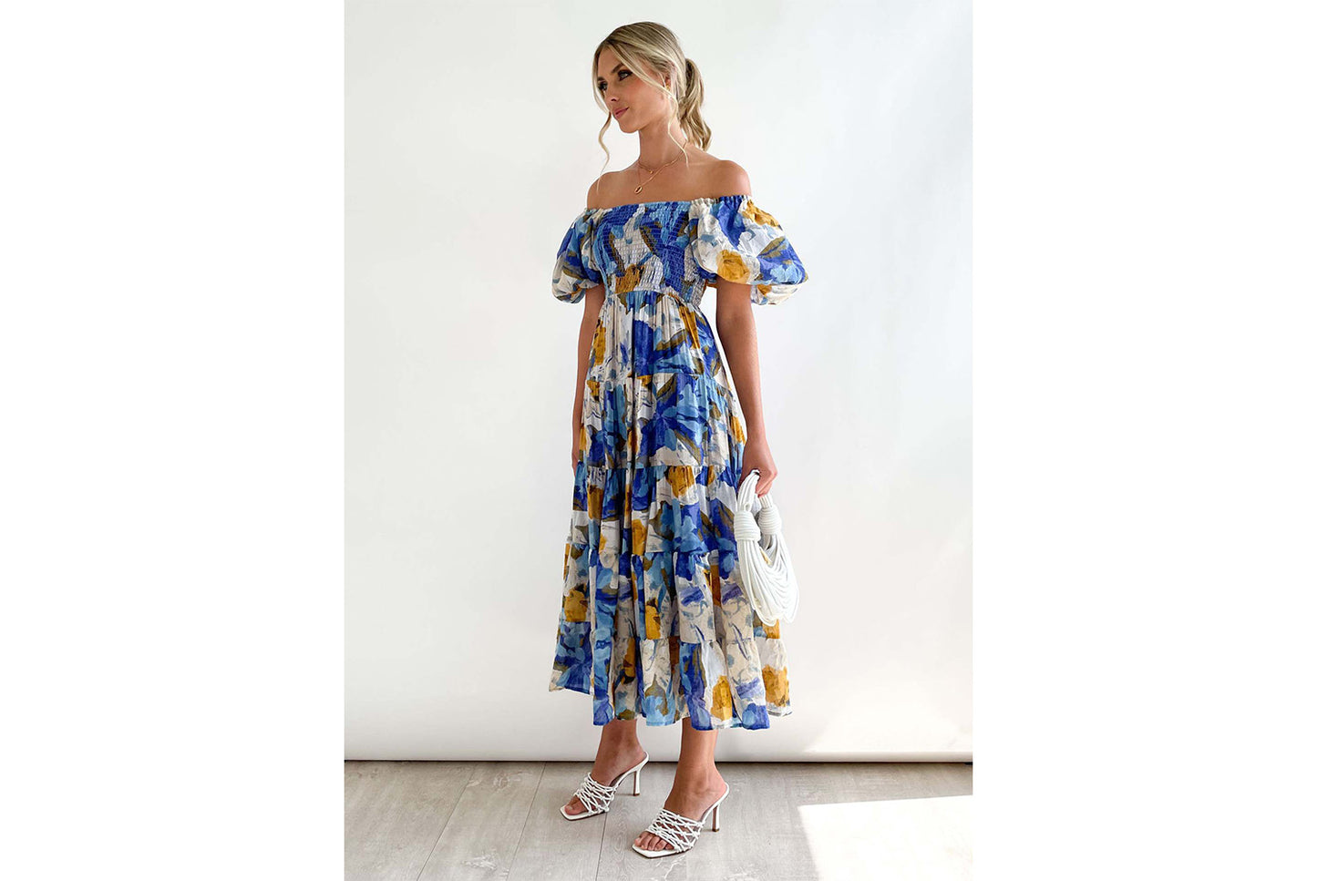 **Fashionable Off-the-Shoulder Lantern Sleeve High-Waisted One-Shoulder Dress**