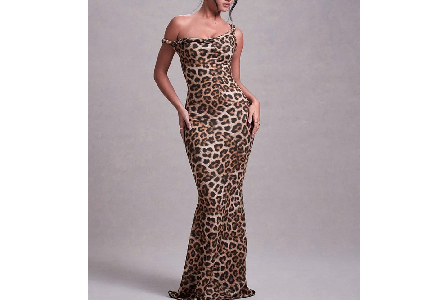 **Sexy Leopard Print Halter Backless Dress**