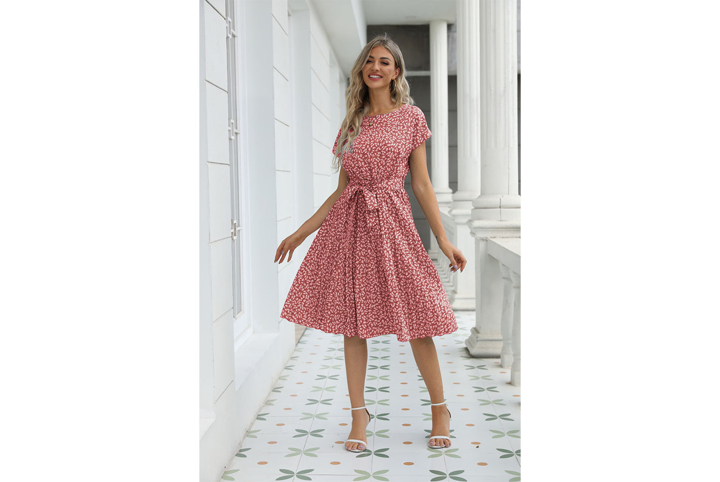 **Short-Sleeve Floral Tie-Drawstring Pleated Dress**