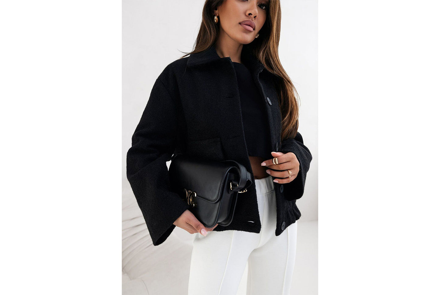 **Stylish Solid-Color Pocket-Breasted Wool Jacket**