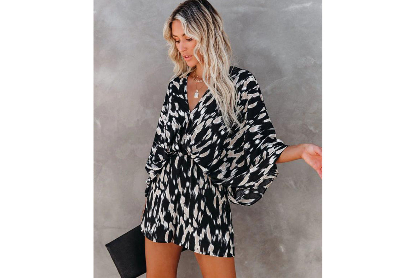 **Women's Backless Lace-Up Jumpsuit Dress**