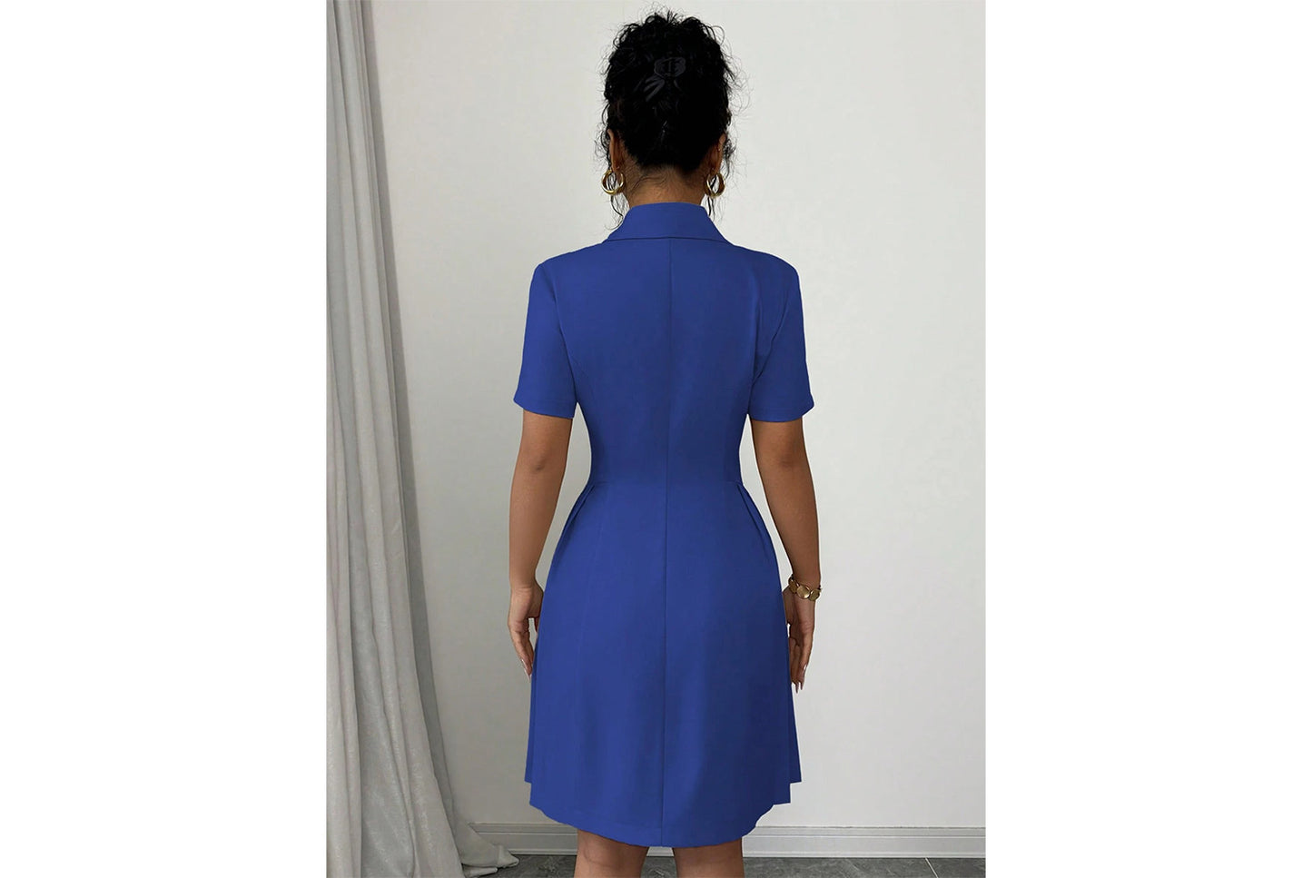 **Stylish Solid Color Short-Sleeved Double-Breasted Dress**
