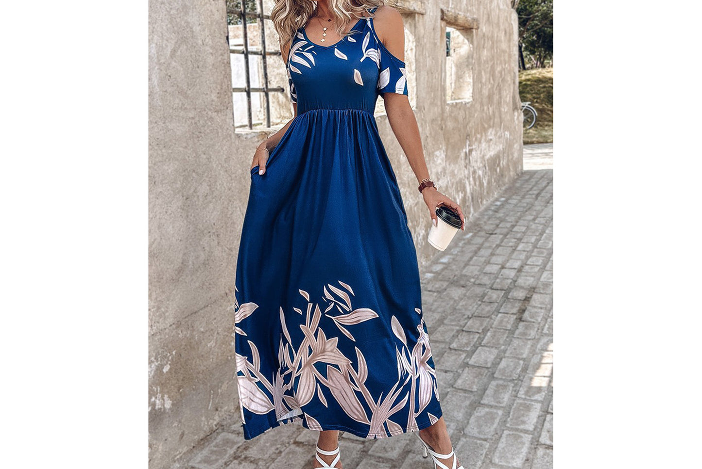**Fashionable Off-the-Shoulder Printed Maxi Dress with Pleated Waist**