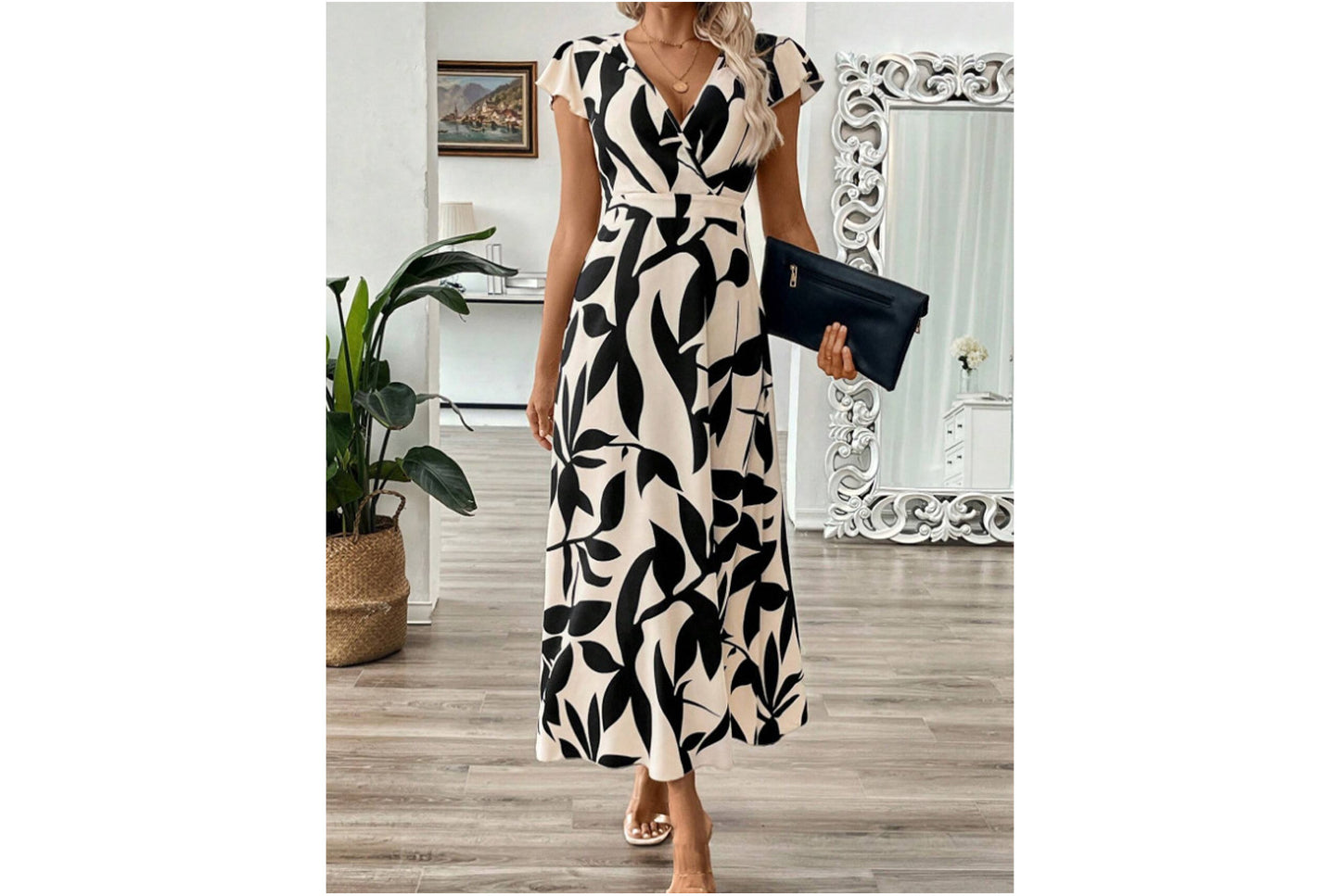 **Fashionable Printed V-Neck Ruffle Dress**