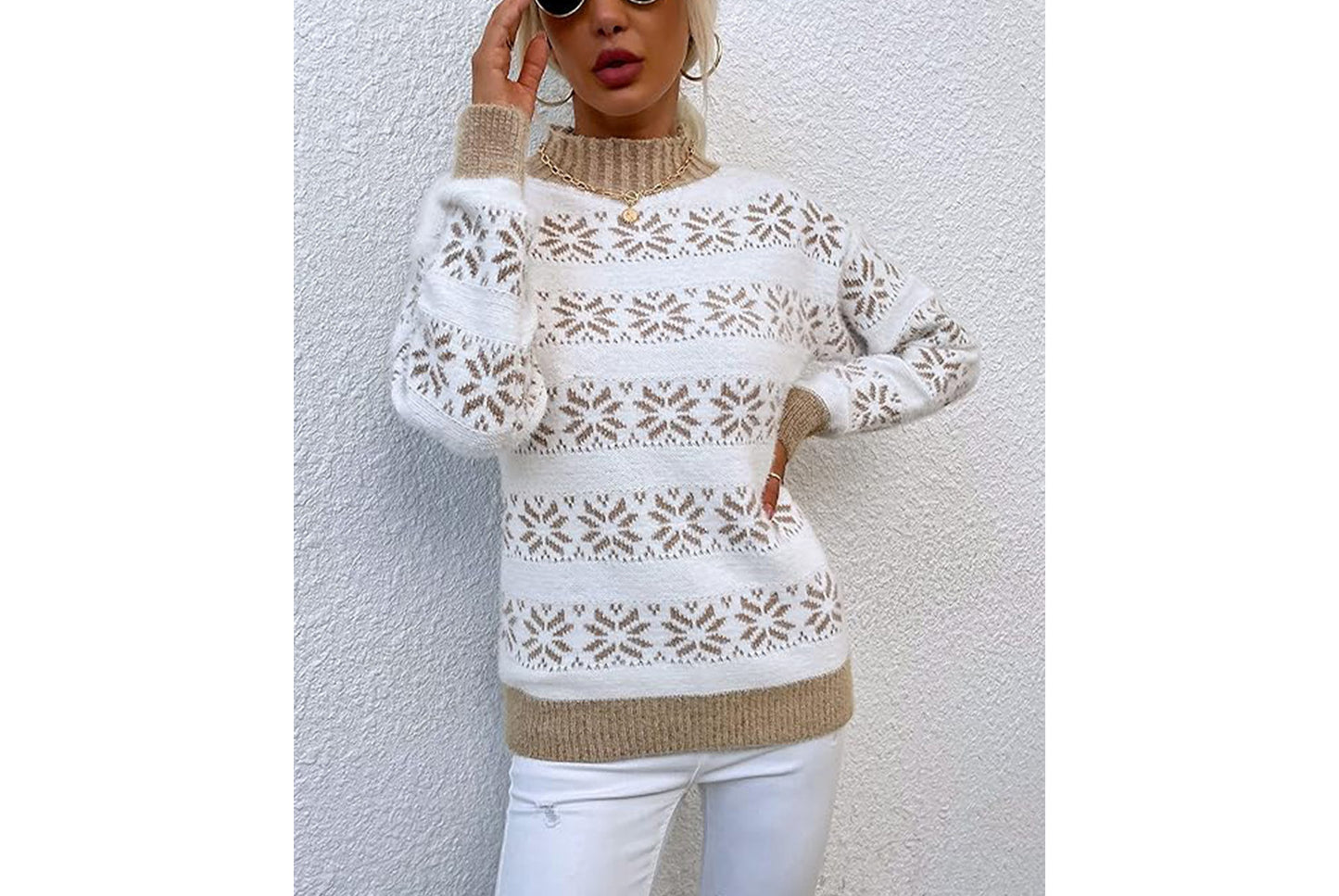 **Snowflake Pattern Half-Turtleneck Sweater Top**