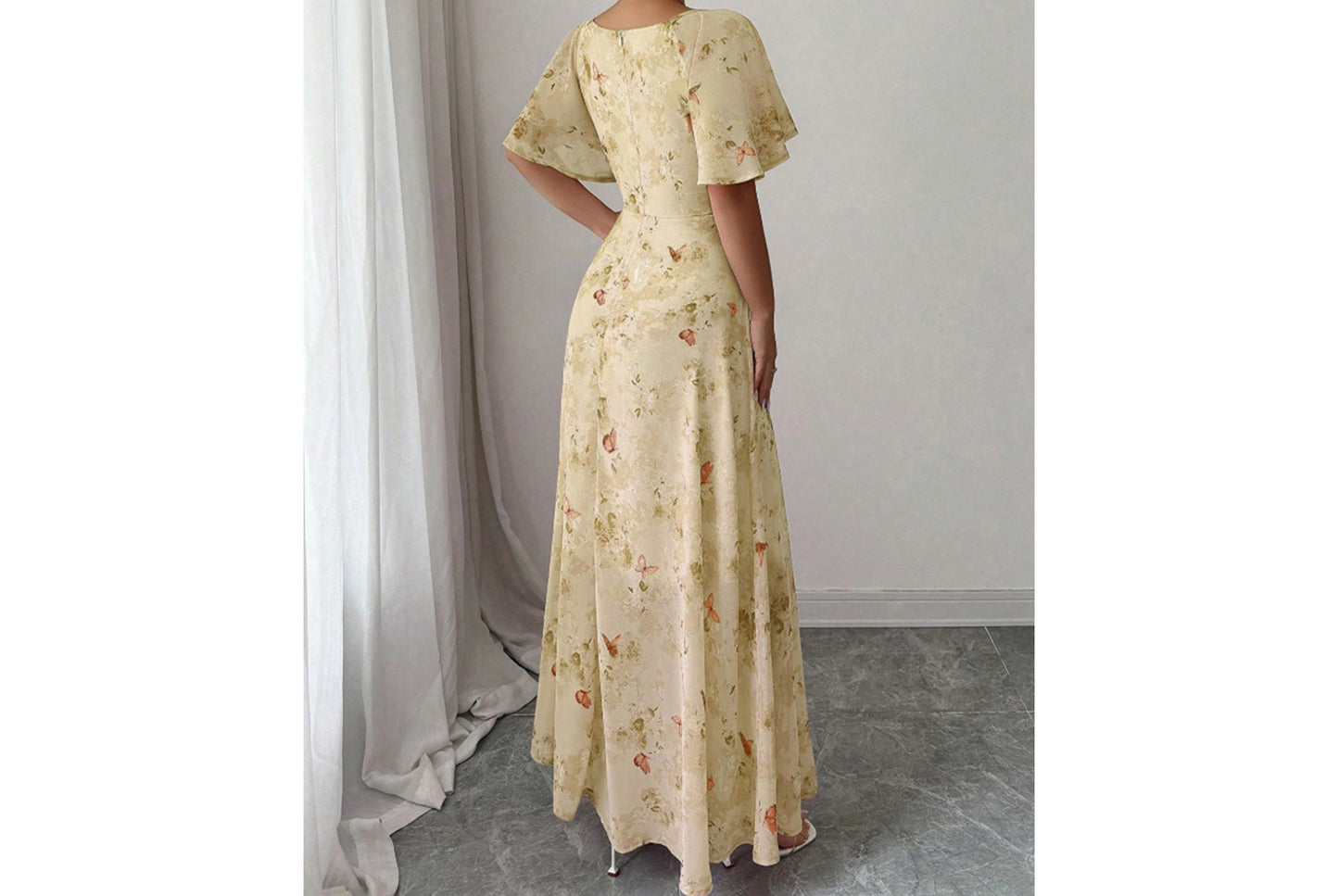 **Fashionable Square Neck Short-Sleeved Printed Chiffon Dress**