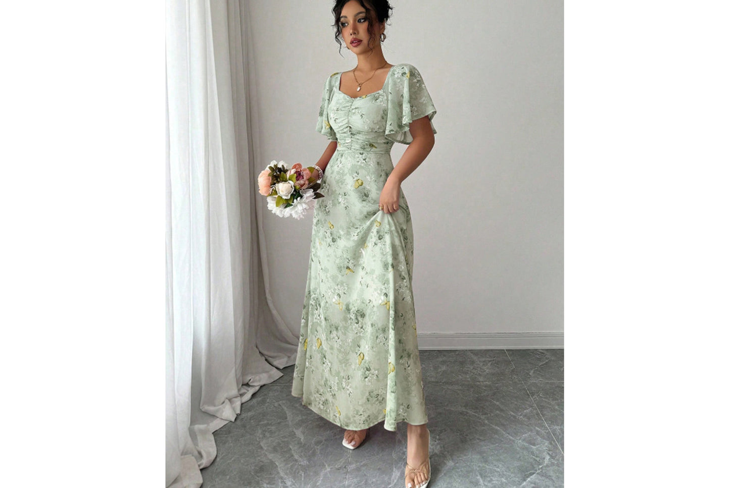 **Fashionable Square Neck Short-Sleeved Printed Chiffon Dress**