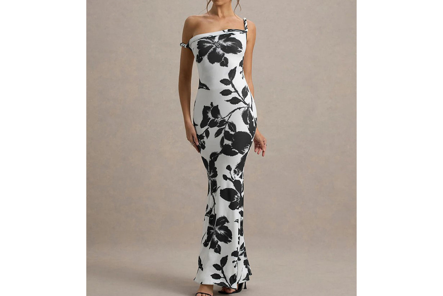**Sexy Leopard Print Halter Backless Dress**