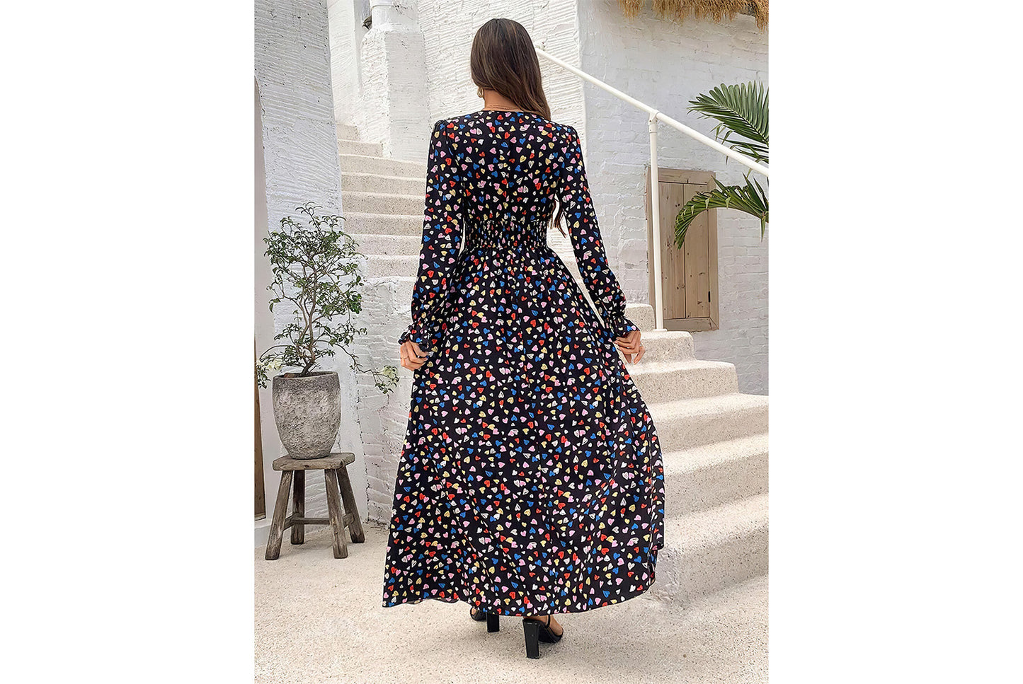 **Printed Maxi V-Neck Long-Sleeved Swing Dress**