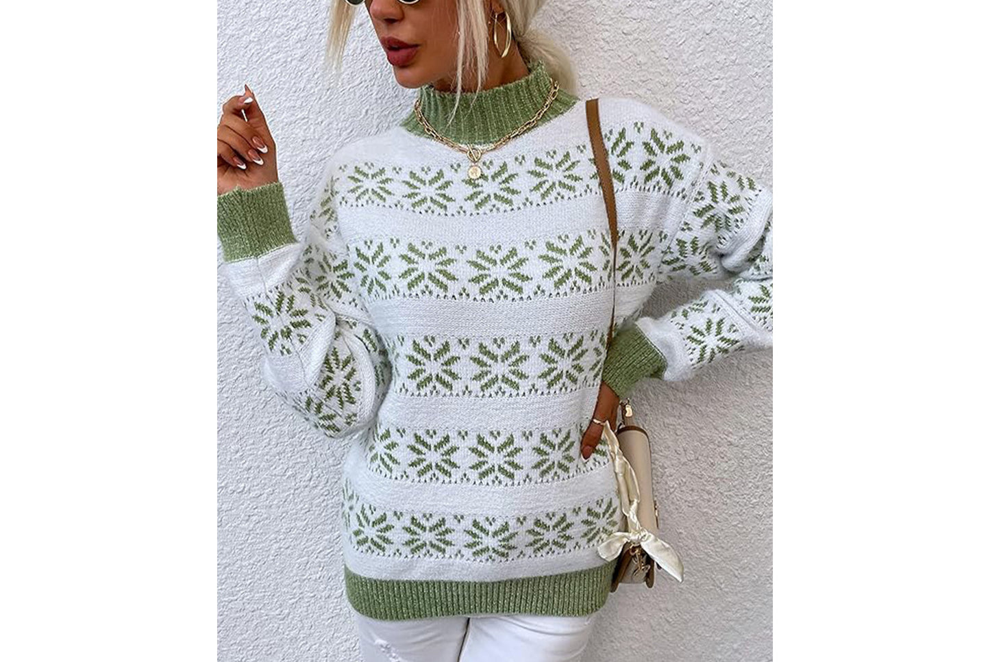 **Snowflake Pattern Half-Turtleneck Sweater Top**