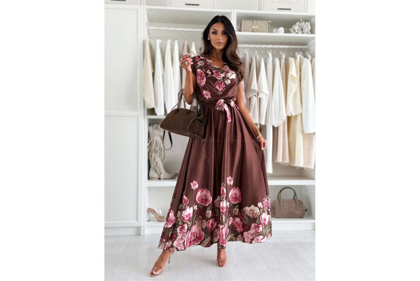 **Fashionable Floral Tie-Waist Dress**