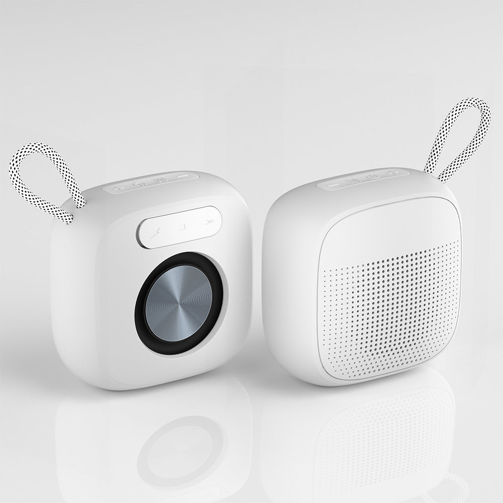 Portable Bluetooth Speaker with High-Fidelity Bass and Lyrics Display