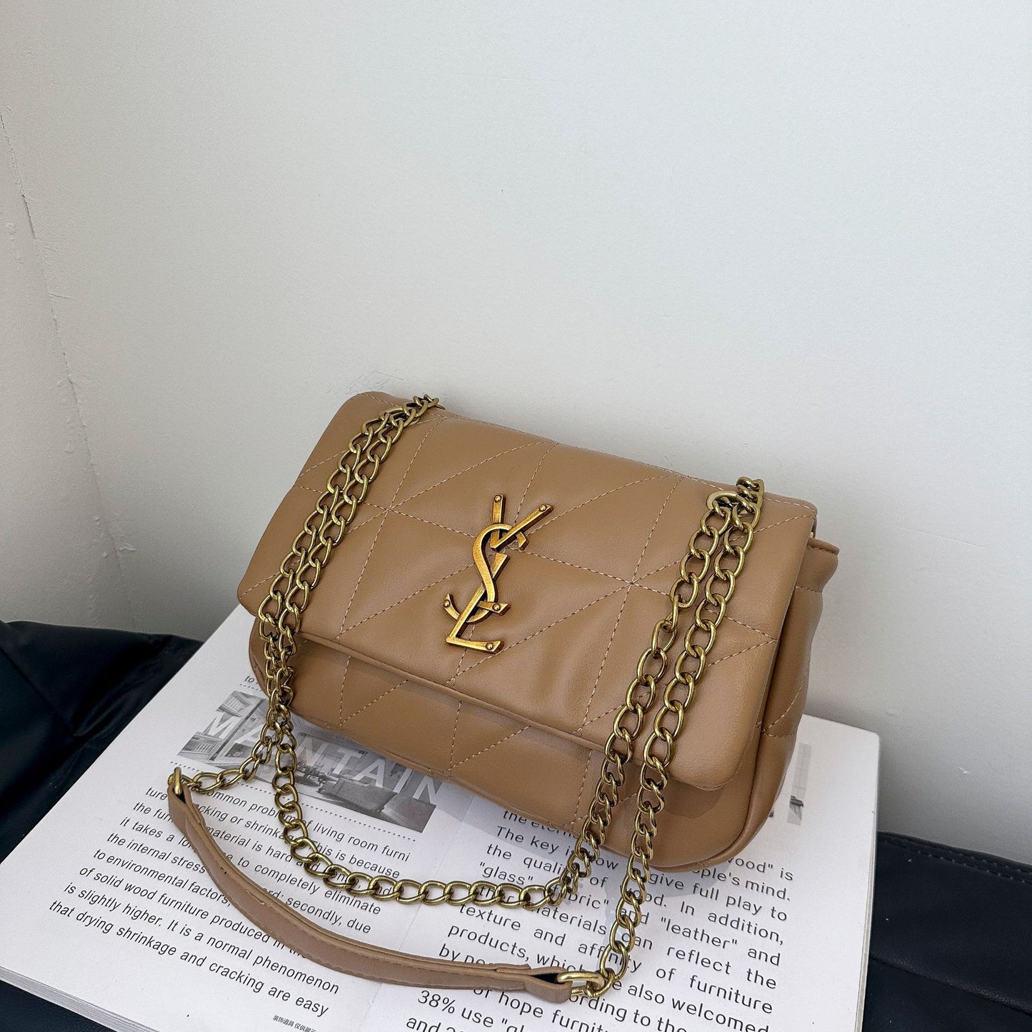 # Quilted Chain Shoulder/Crossbody Small Square Bag